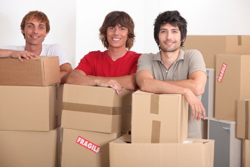 Moving truck hire supporting residential and commercial customers in Brentpark